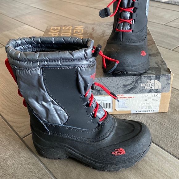 The North Face Other - Boys The North Face Alpenglow II Snow Boots - Zinc Grey/TNF Black
